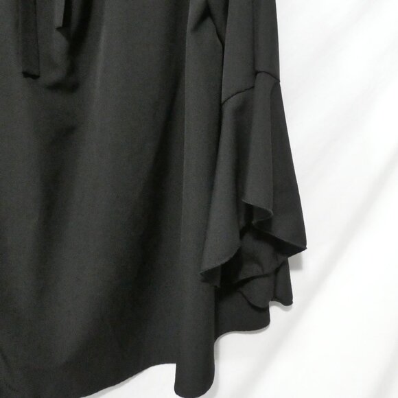 SHEIN - Curve | 1XL | Chic Black Blouse | Bell Sleeves | Back Tie Detail - Picture 15 of 15